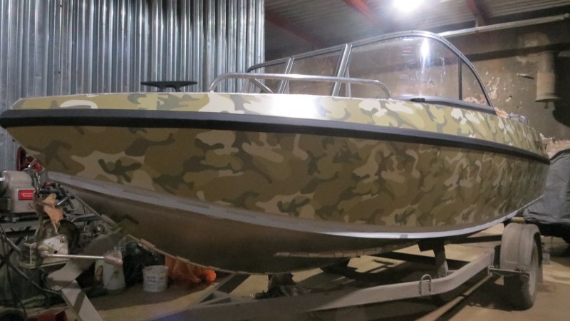 По ОЧЕНЬ ВЫГОДНОЙ ЦЕНЕ продается новая лодка Моряна 500 в камуфляже!